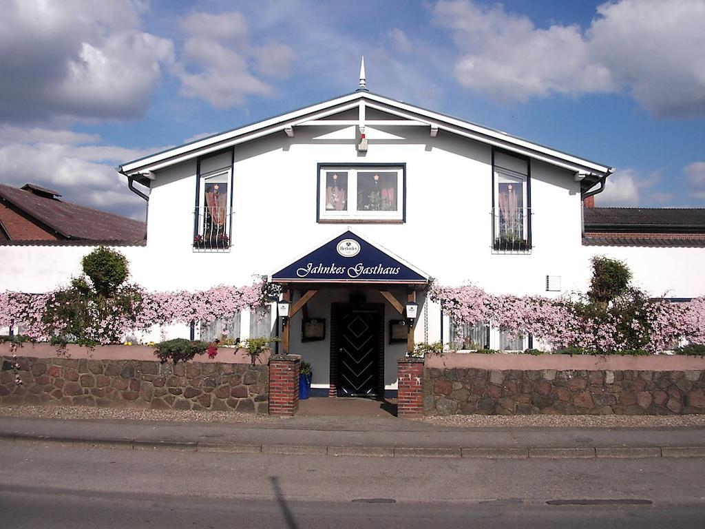 Jahnkes Gasthaus-Pension Garni Todesfelde ภายนอก รูปภาพ