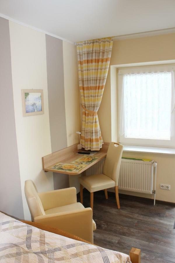Jahnkes Gasthaus-Pension Garni Todesfelde ภายนอก รูปภาพ