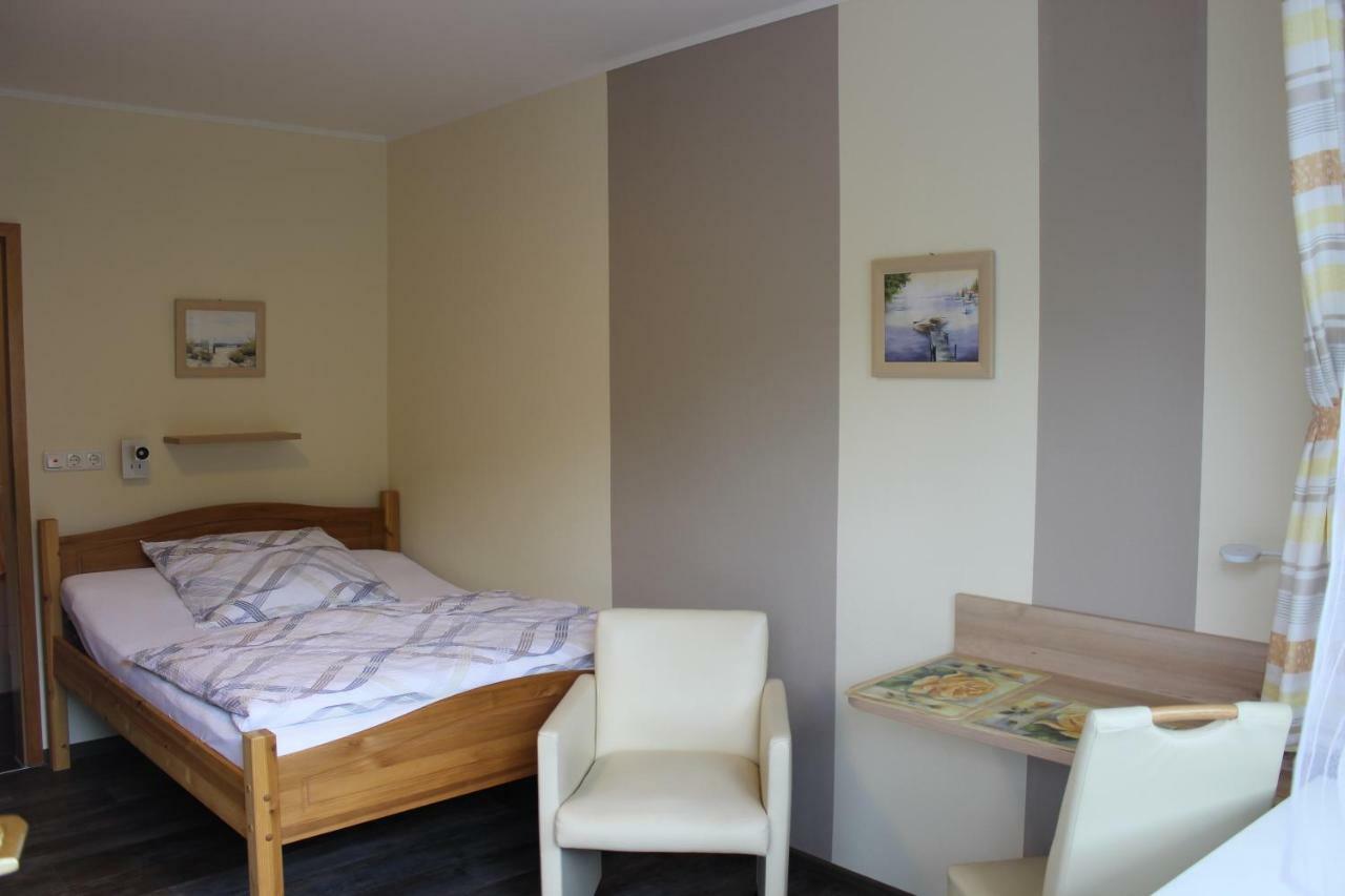 Jahnkes Gasthaus-Pension Garni Todesfelde ภายนอก รูปภาพ